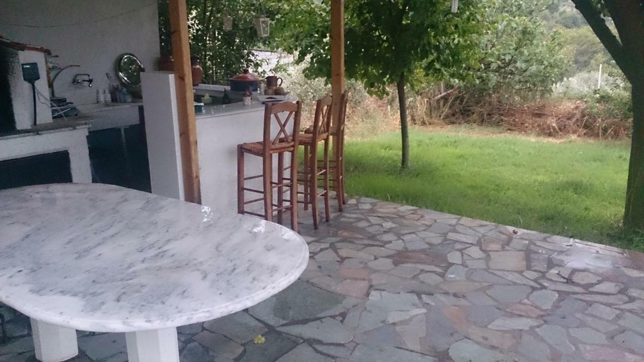Eleni'S Village Relaxation Home Edipsos Exterior foto